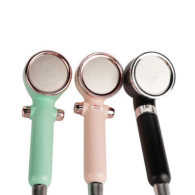 หัวฝักบัวกรองสีชมพู 0.55Mpa หัวฝักบัวกรองวิตามินซีแบบถอดได้